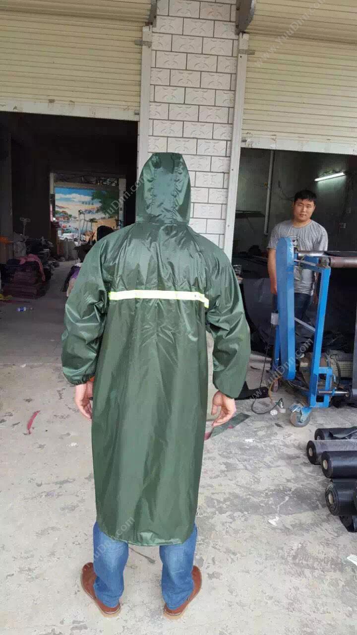 国威 军绿色长款带反 雨衣